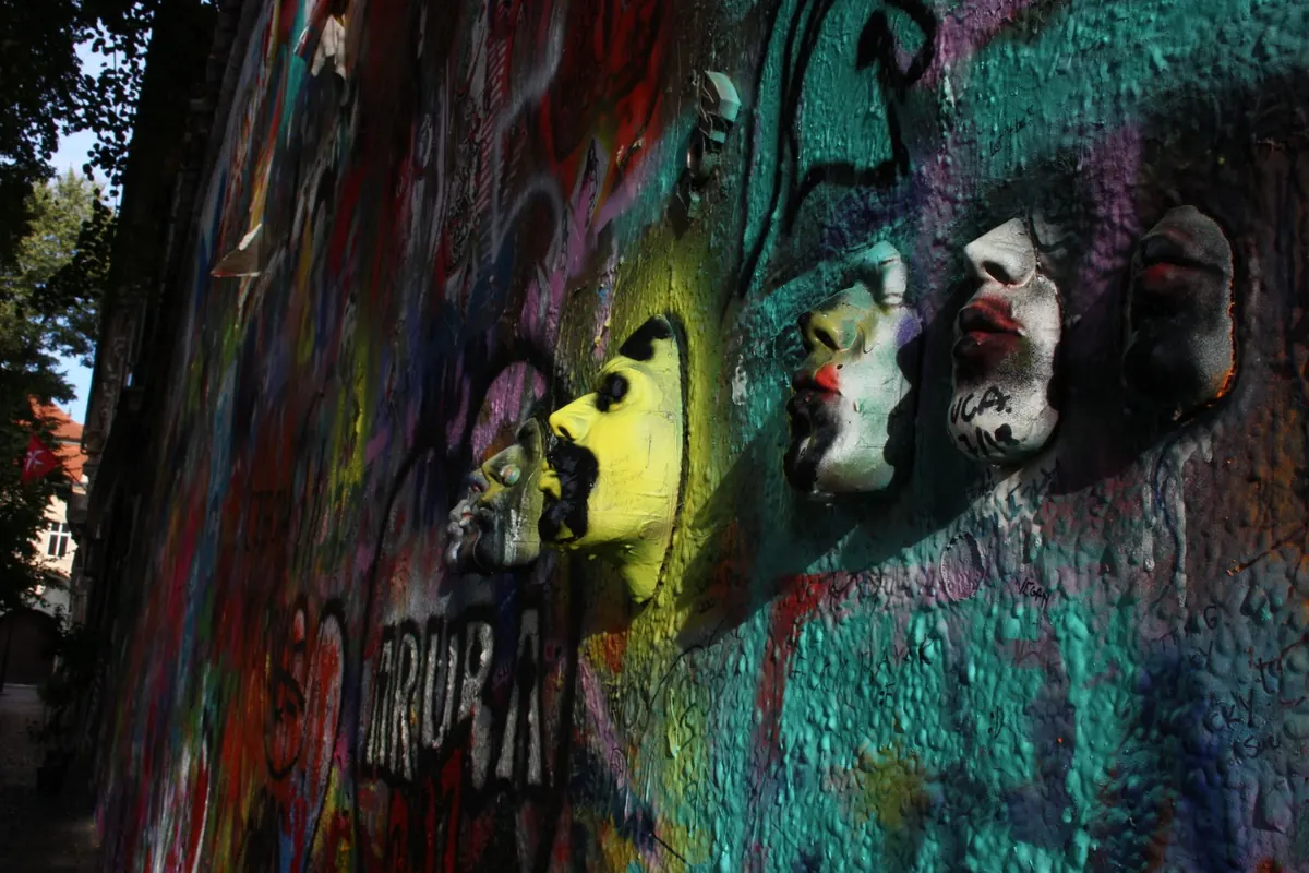Creative Day Out in Bristol: Galleries, Street Art and Sketching Spots